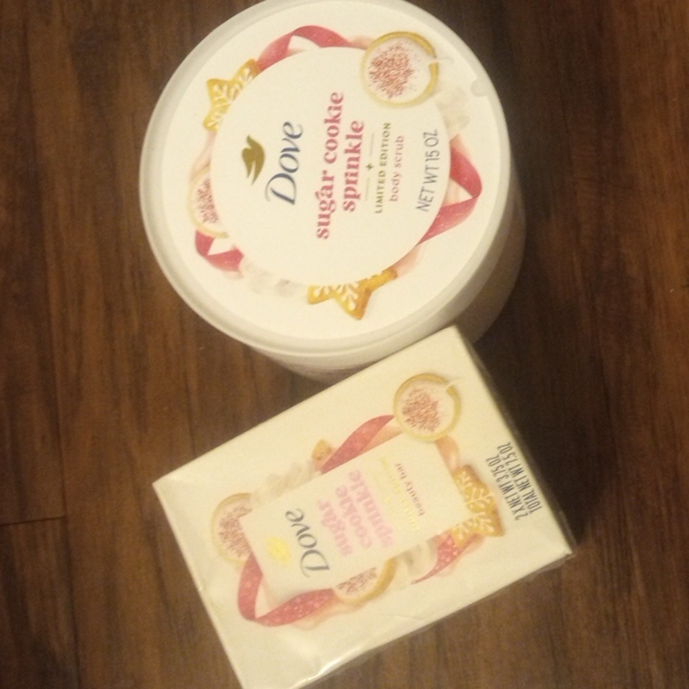Dove Sugar Cookie Sprinkle Bath Set